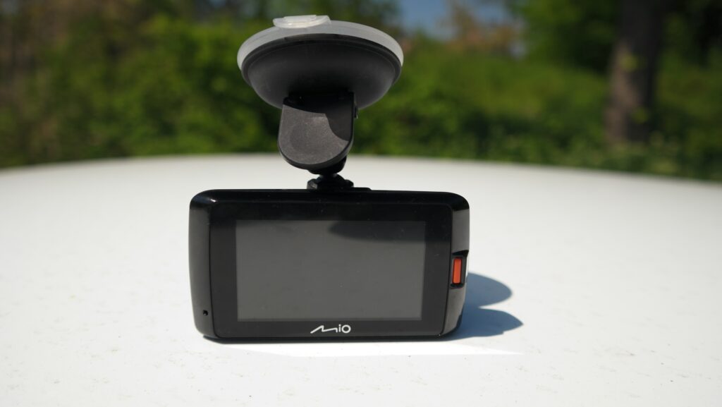 Фото 5 — Обзор Mio MiVue 792 WiFi Pro
